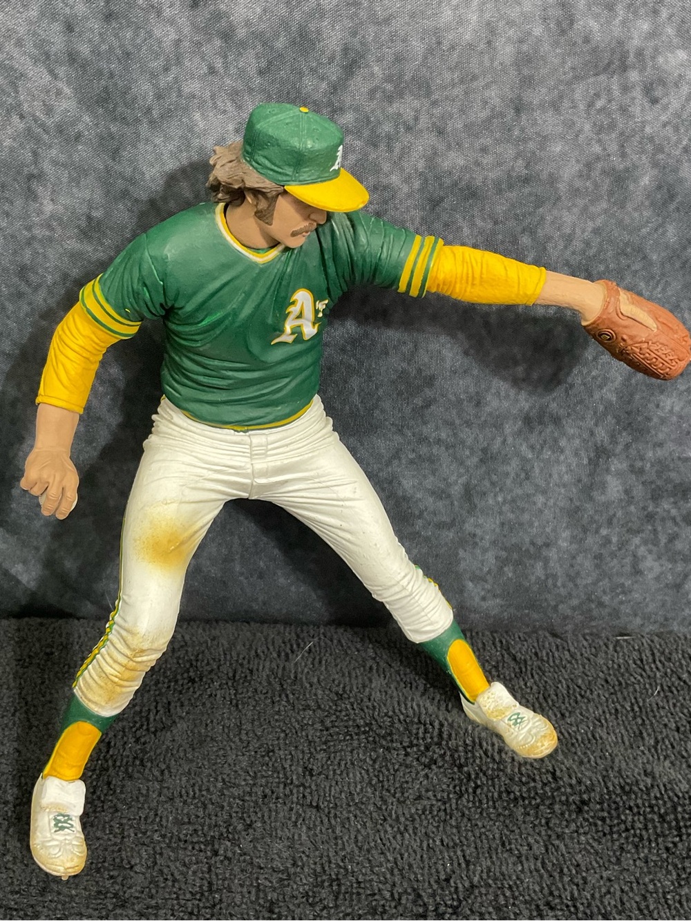 Macfarlen Catfish Hunter Oakland A's Pitcher Figurine